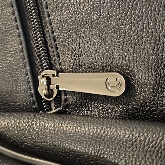 Charming Charlie Hobo Bag - Picture 4 of 8